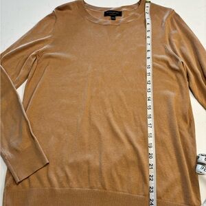 Banana Republic Size Large Forever Camel Sweater